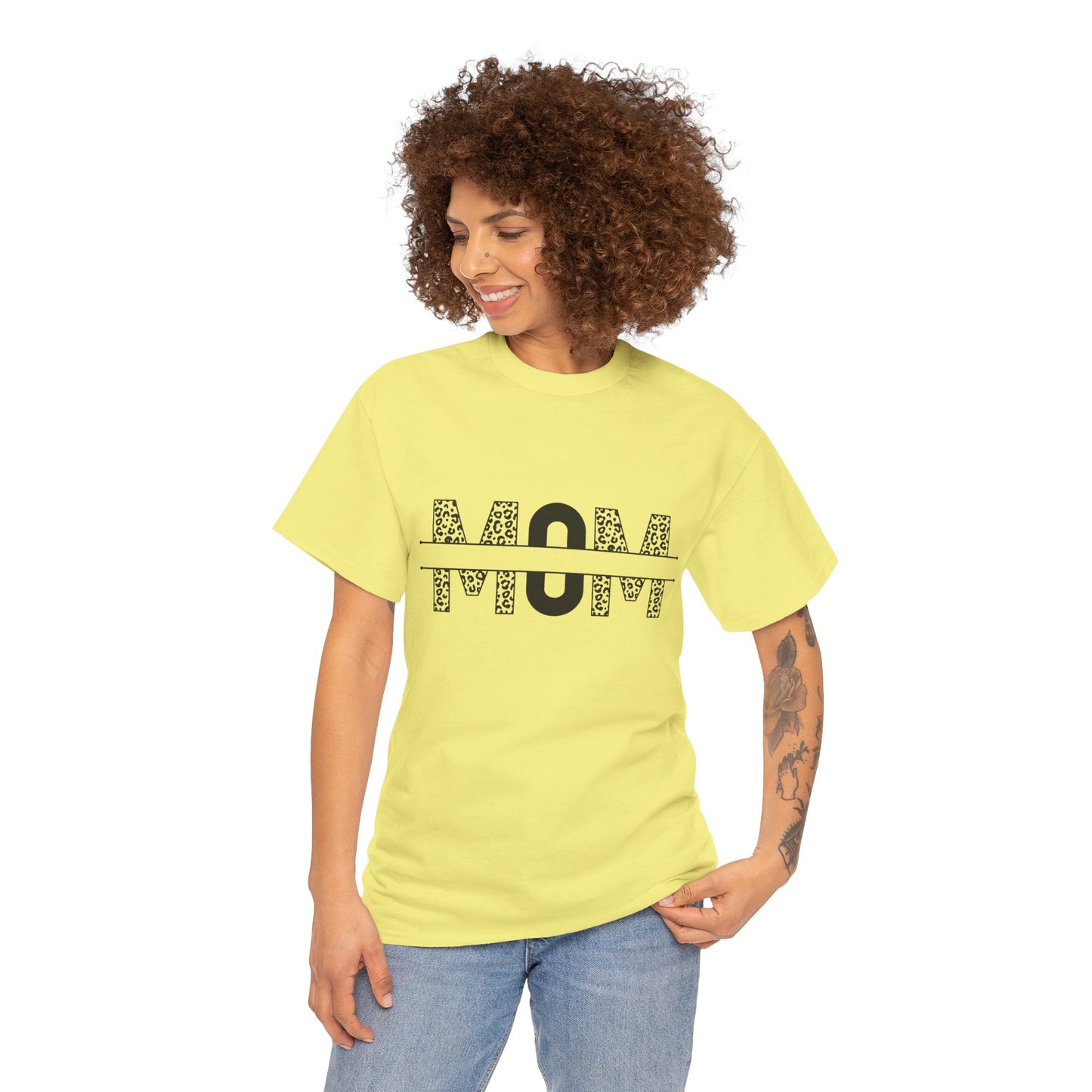 Stylish Mom Tee - Perfect for Mother's Day Gifts, Casual Wear, Birthdays, Mom Appreciation, Love for Moms
