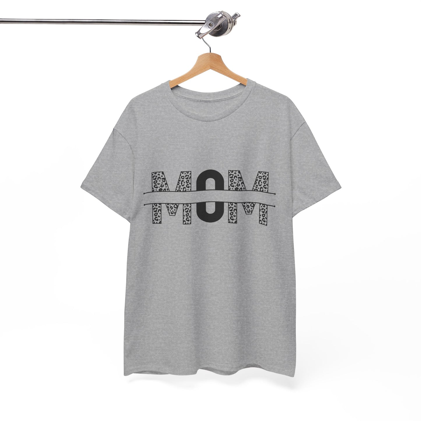 Stylish Mom Tee - Perfect for Mother's Day Gifts, Casual Wear, Birthdays, Mom Appreciation, Love for Moms