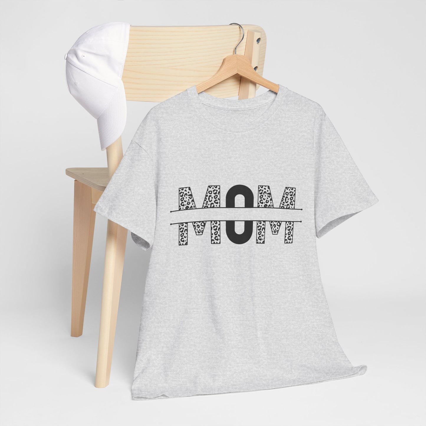 Stylish Mom Tee - Perfect for Mother's Day Gifts, Casual Wear, Birthdays, Mom Appreciation, Love for Moms