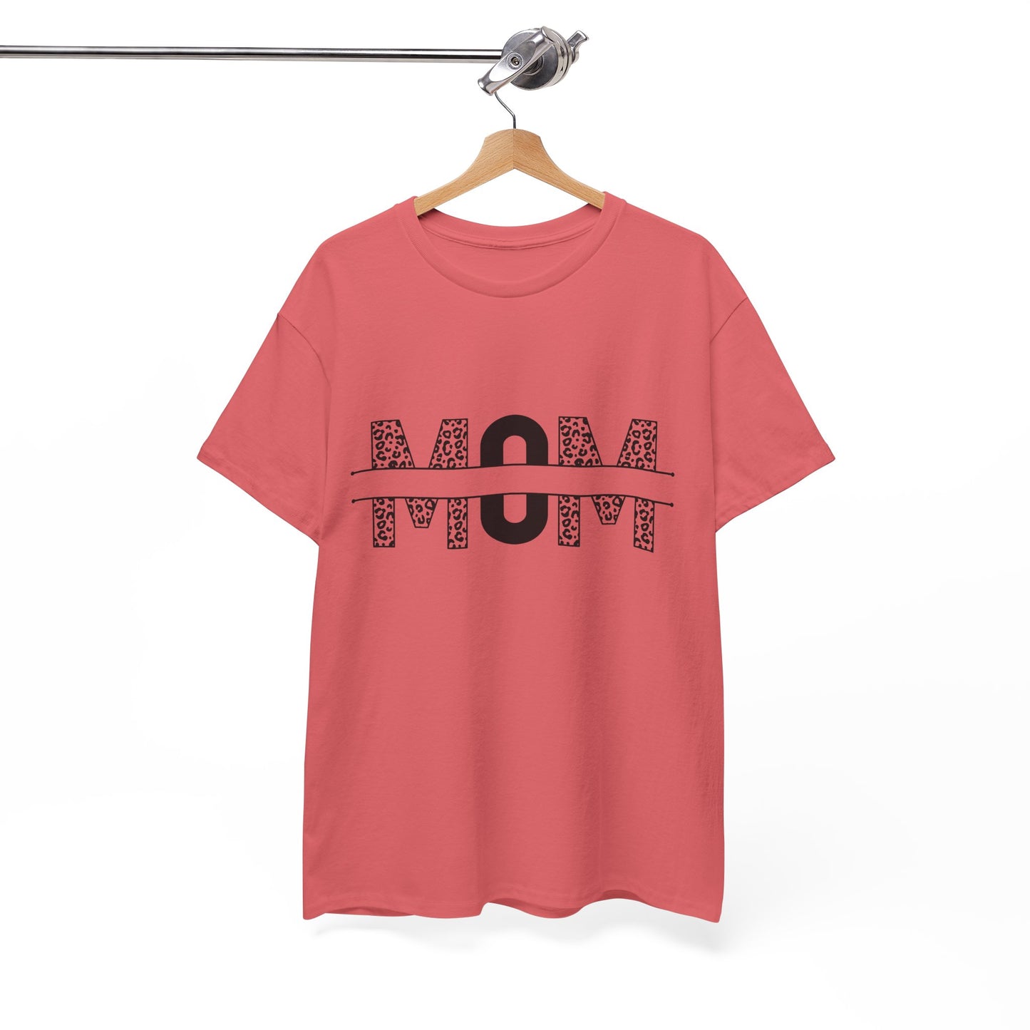 Stylish Mom Tee - Perfect for Mother's Day Gifts, Casual Wear, Birthdays, Mom Appreciation, Love for Moms