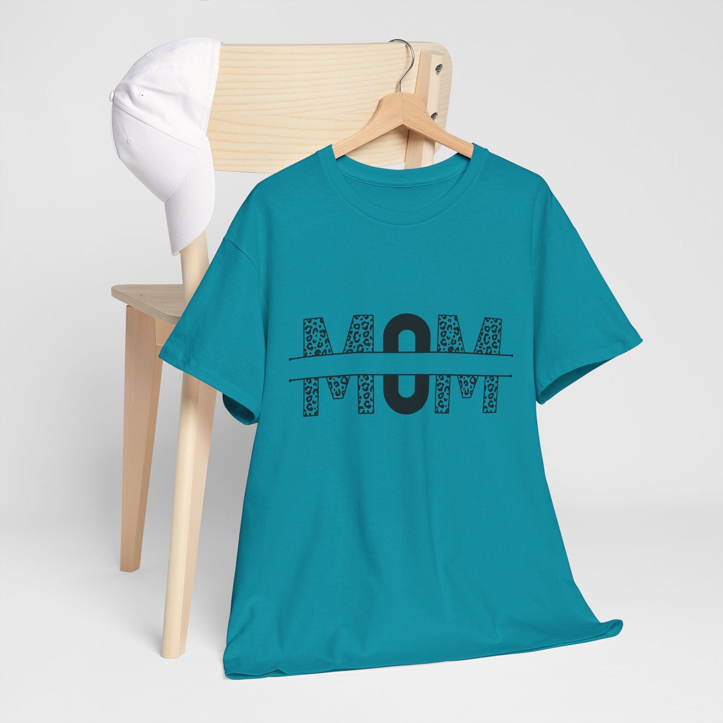 Stylish Mom Tee - Perfect for Mother's Day Gifts, Casual Wear, Birthdays, Mom Appreciation, Love for Moms